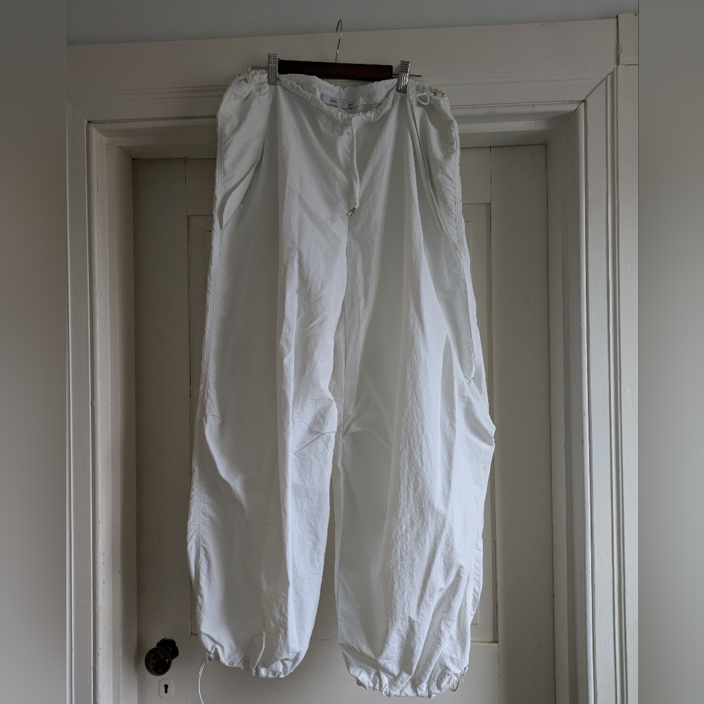 Adika White Parachute Pants M/L